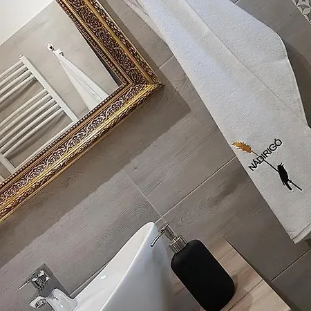 Apartment Nadirigo