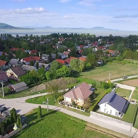 Nadirigo Balatonbereny