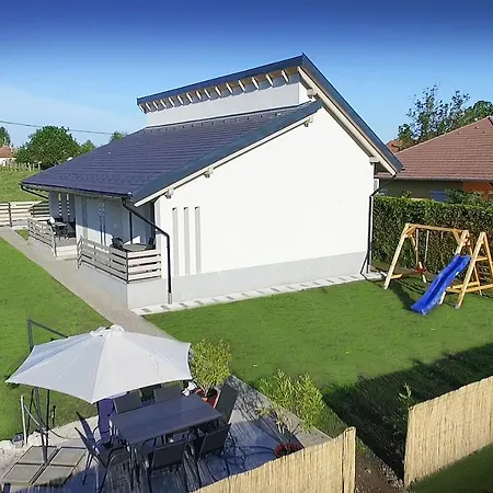 Apartament Nadirigo Balatonberény